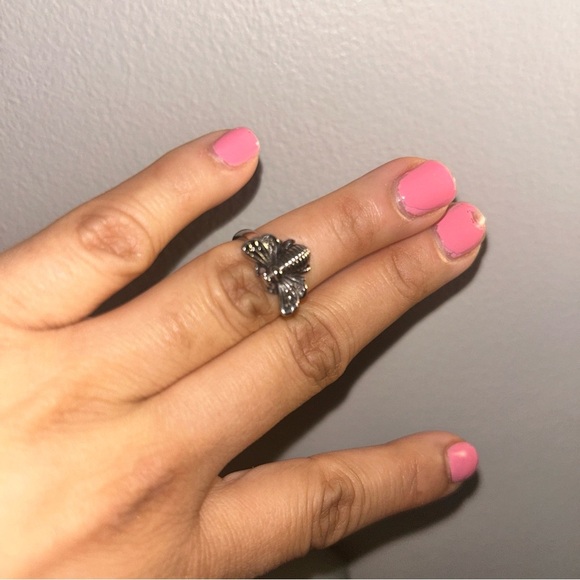 Silver Butterfly Ring - Picture 3 of 4